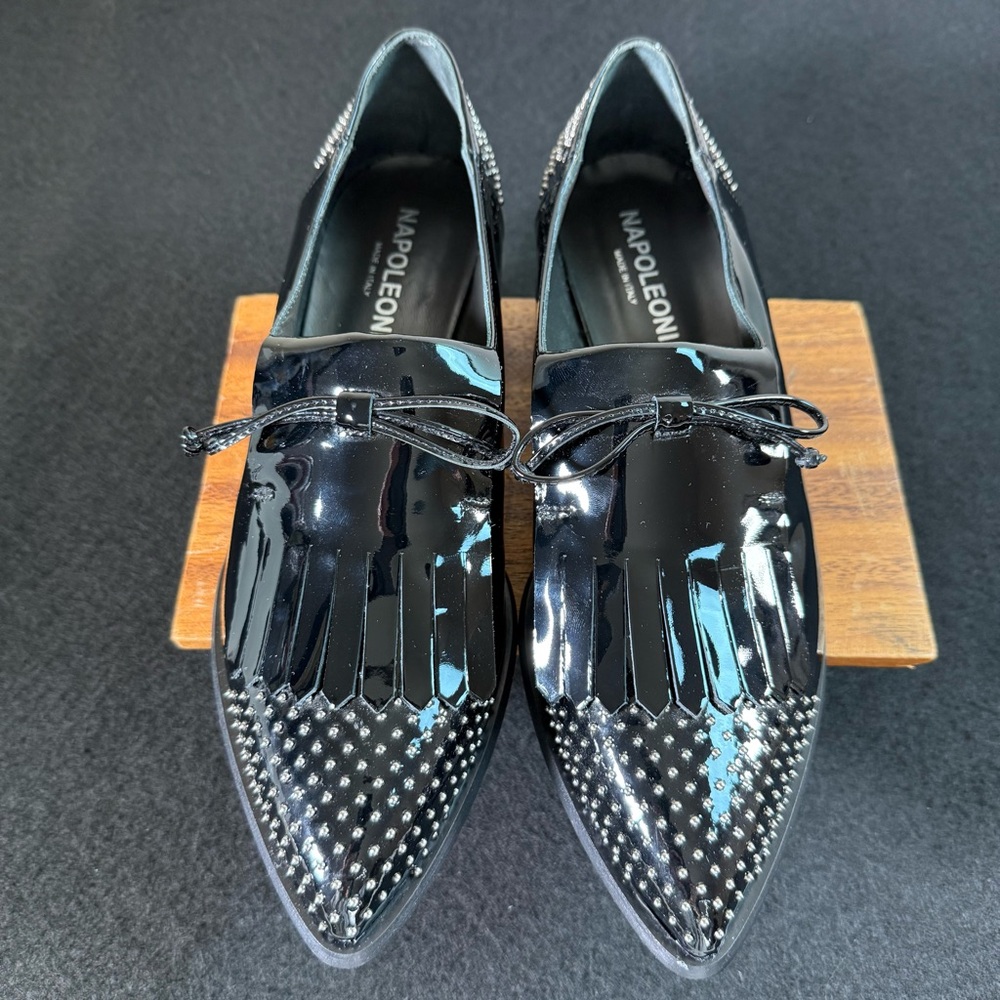 Napoleoni Italian Patent Leather Studded Pointed Toe Loafers Shoes EUC Size 39